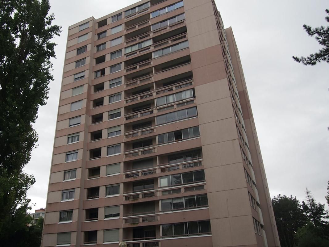 T3 Dijon rue du Tire-Pesseau 72 m2