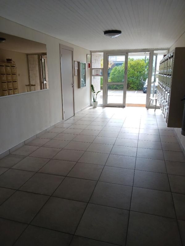 LONS-LE-SAUNIER Appartement Lons Le Saunier 3 pièce(s) 62.45 m2 4