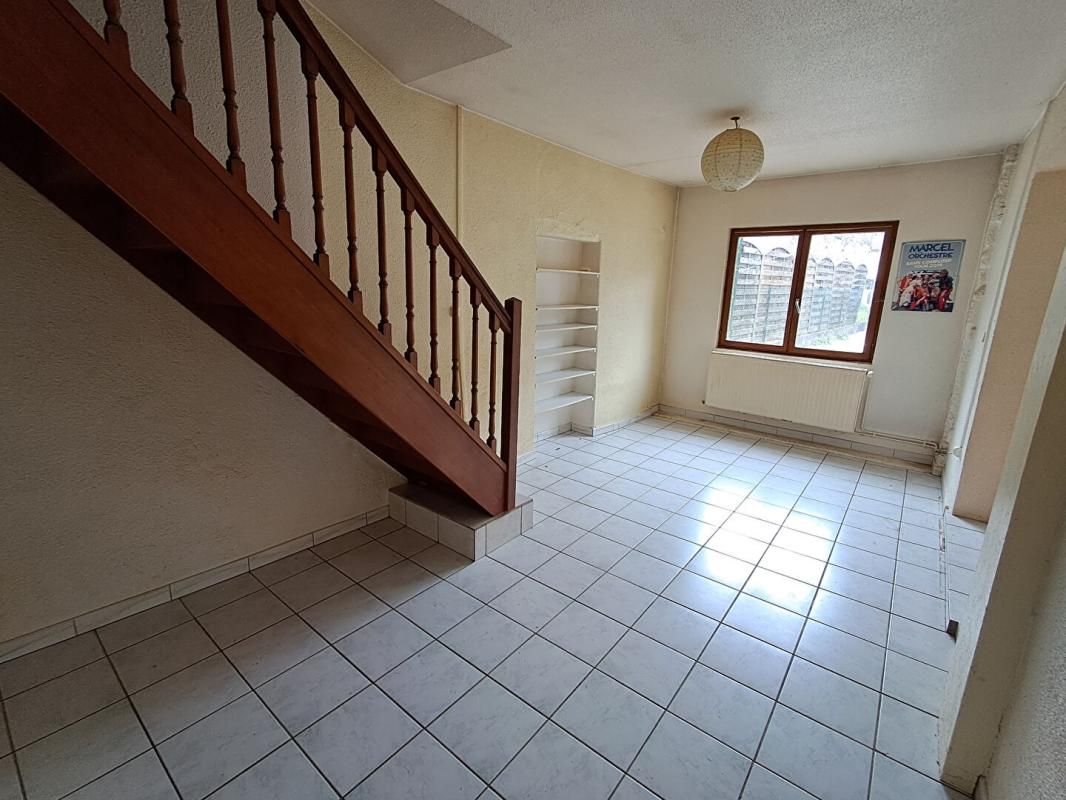 SCEY-SUR-SAONE-ET-SAINT-ALBIN Maison à Scey sur Saone (70360)  4 pièces 68 m2 à 55500 euros 1