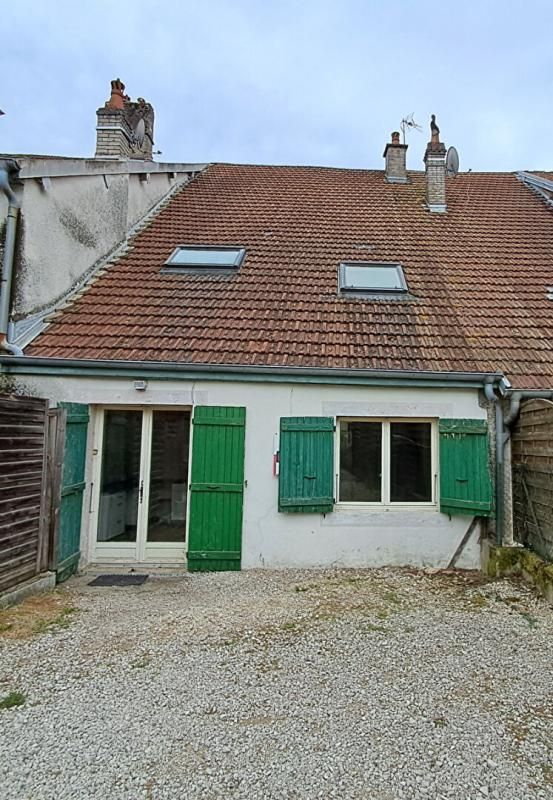 SCEY-SUR-SAONE-ET-SAINT-ALBIN Maison à Scey sur Saone (70360)  4 pièces 68 m2 à 55500 euros 3