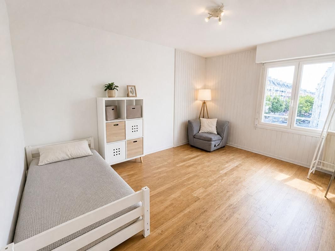 SAINT-NAZAIRE Appartement Saint Nazaire 4 pièce(s) 104 m2 2