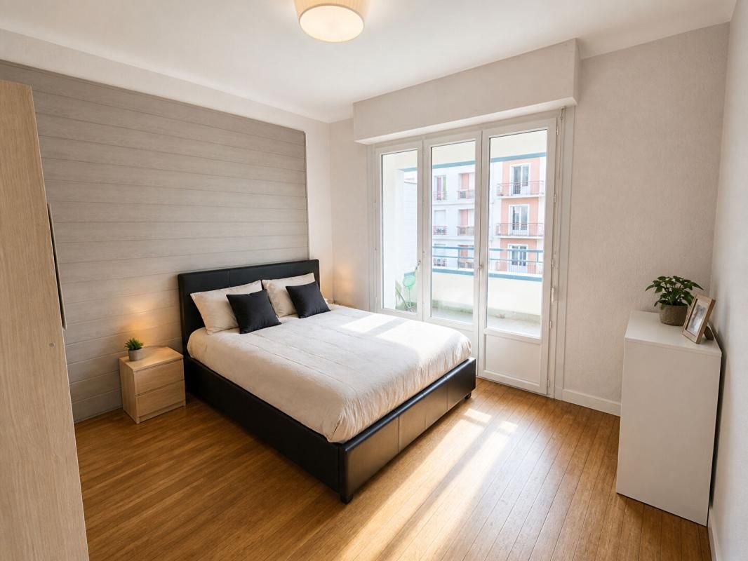 SAINT-NAZAIRE Appartement Saint Nazaire 4 pièce(s) 104 m2 4