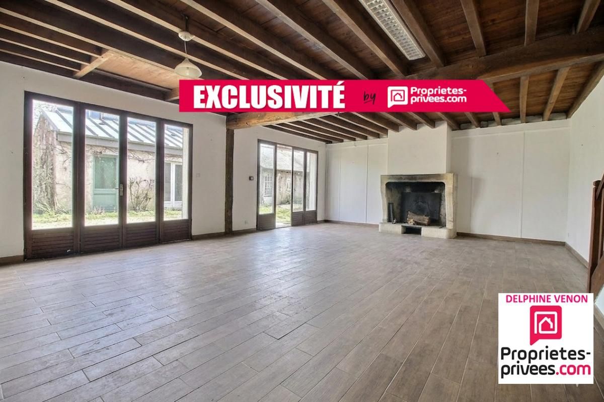 COMBREUX Exclusivité - Ensemble immobilier de  plus de 500 m² dans le centre bourg de Combreux 2