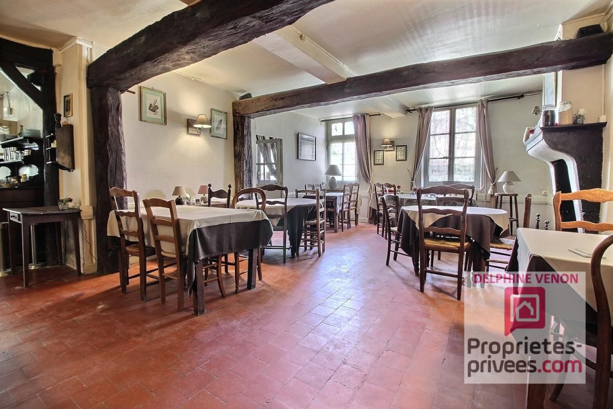 COMBREUX Exclusivité - Ensemble immobilier de  plus de 500 m² dans le centre bourg de Combreux 4