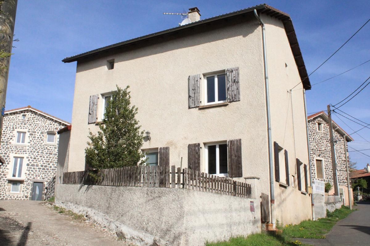 Maison Landos 6 pièce(s) 103 m2 garage, cour et atelier