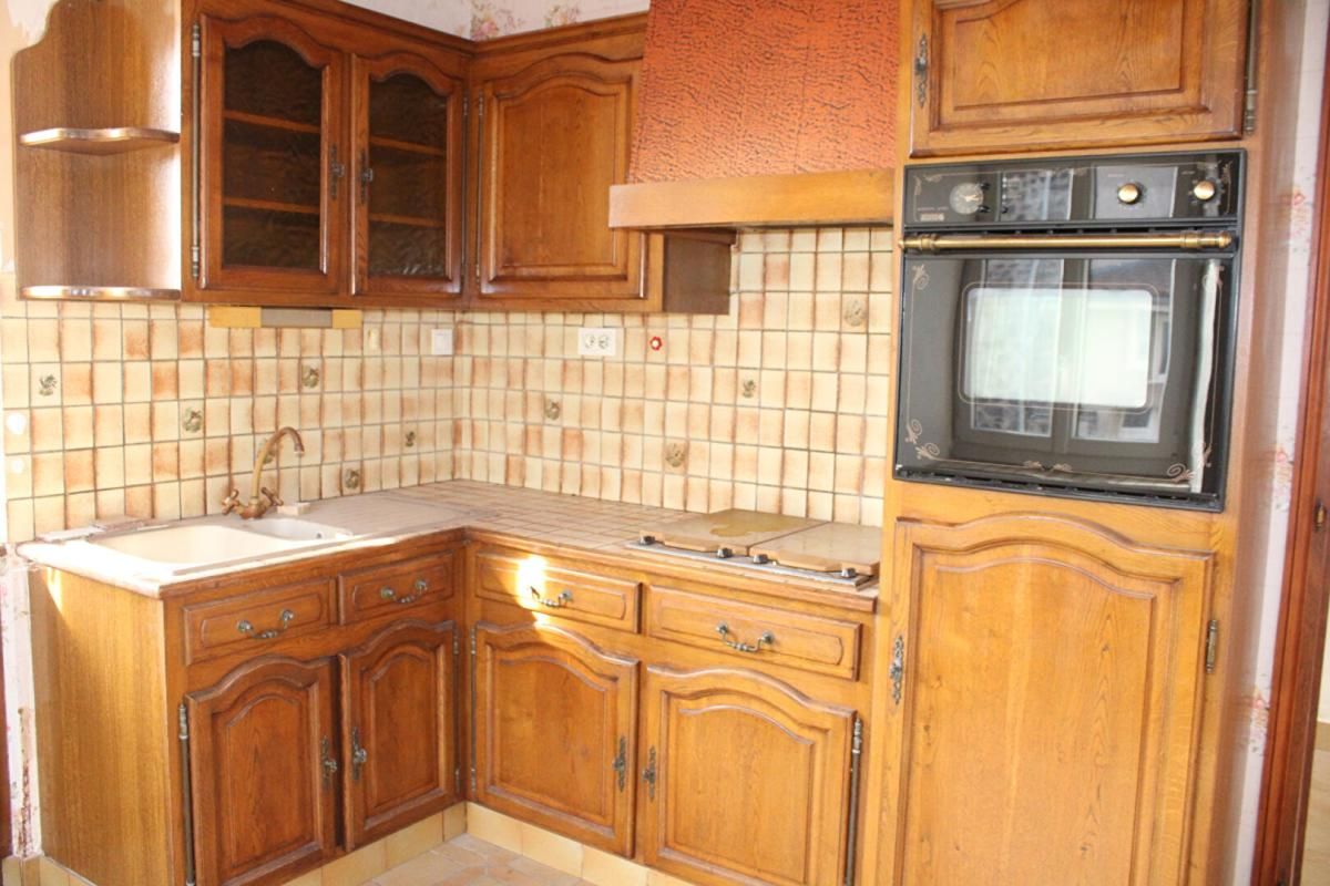 LANDOS Maison Landos 6 pièce(s) 103 m2 garage, cour et atelier 4