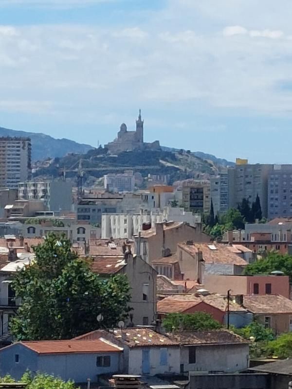 MARSEILLE-14E-ARRONDISSEMENT T4 + VUE 180° MER & notre Dame de la Garde 2
