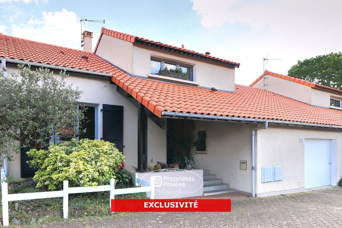 Maison Cholet 5 pièce(s) 118 m2