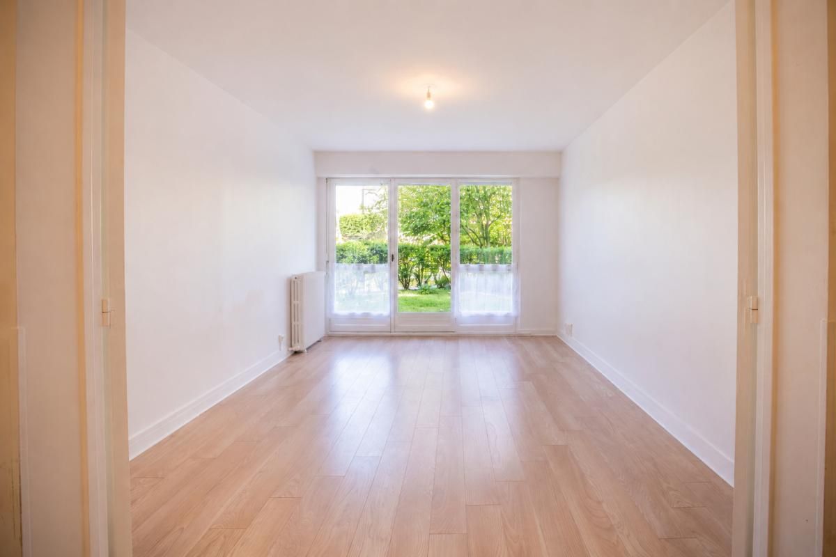 NANTERRE Nanterre-Ville ? Appartement avec jardin, terrasse et potentiel T4 4