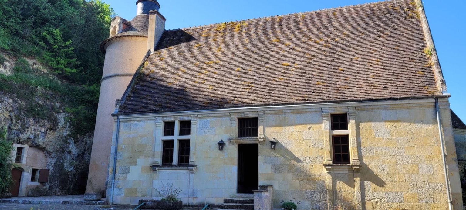LAVARDIN Magnifique manoir renaissance 2