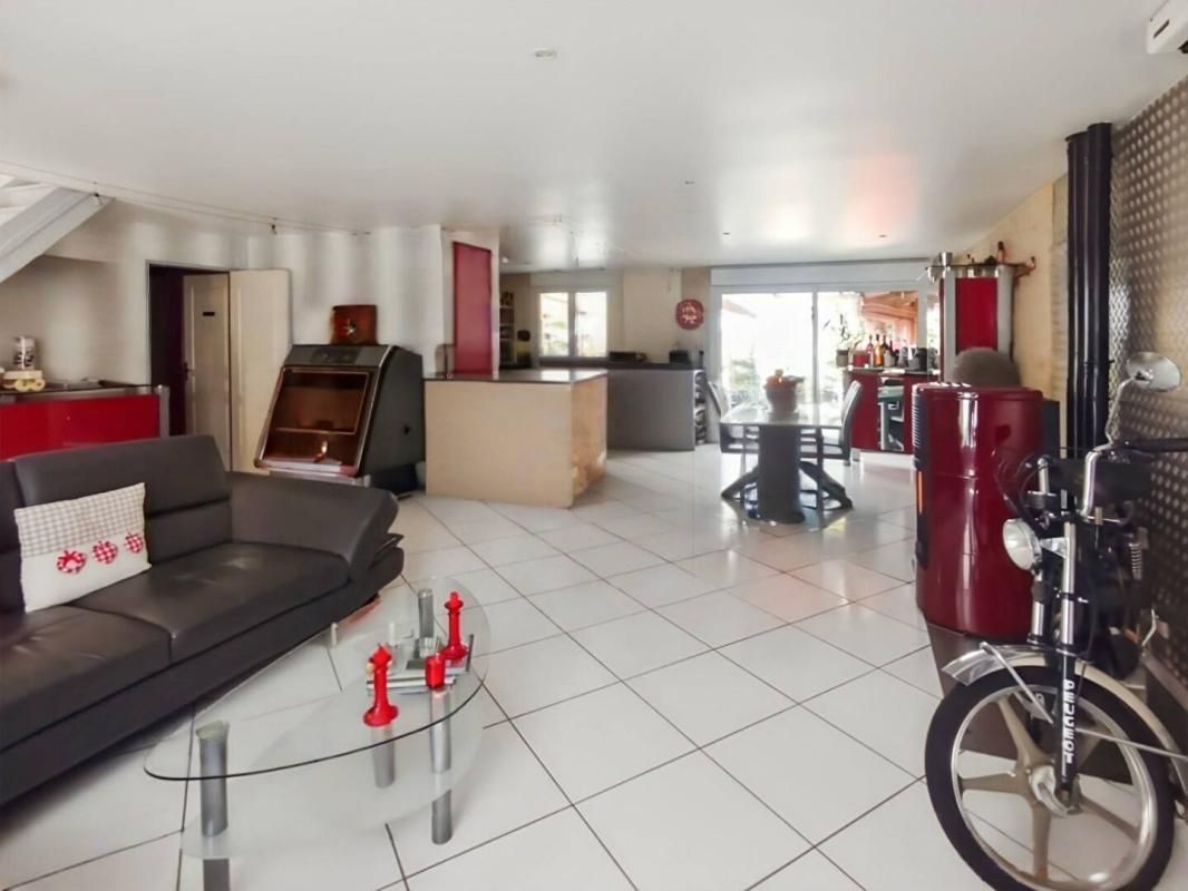 MAREUIL-SUR-OURCQ Demeure de prestige 9 pièce(s) 250 m2 3