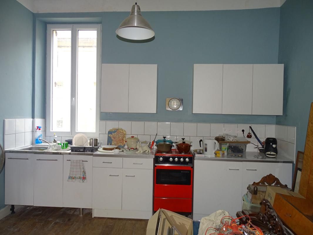MONTIGNAC Immeuble Montignac Lascaux 13 pièce(s) 381m2 4