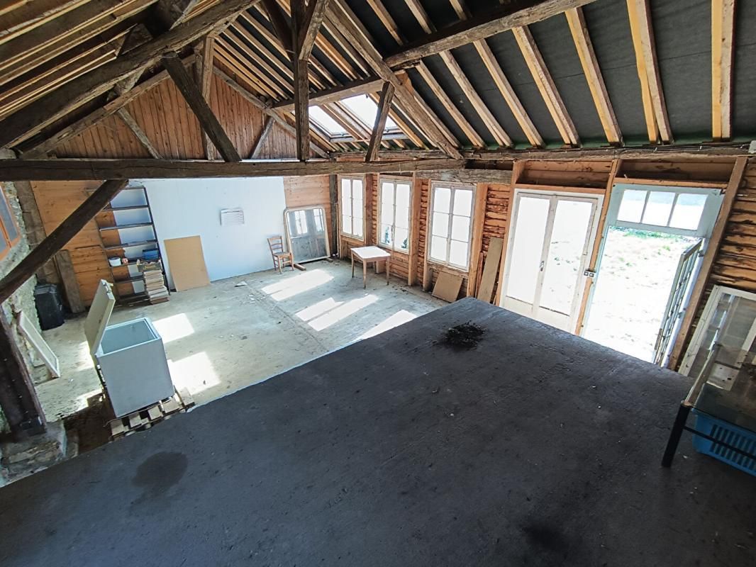 LA CELLE-SUR-NIEVRE 30 MINUTES DE NEVERS - ANCIEN MOULIN AVEC 2 HABITATIONS 4