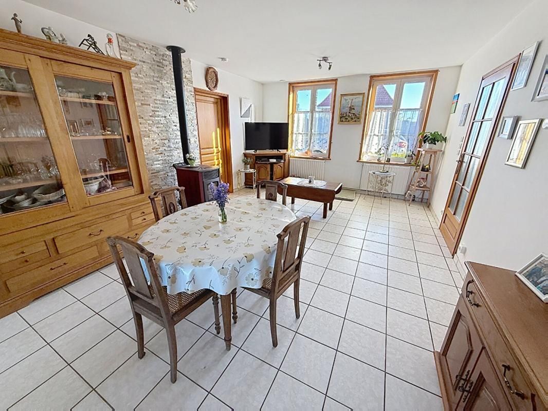 MILLAM Maison Millam 3 pièce(s) 94 m2 3