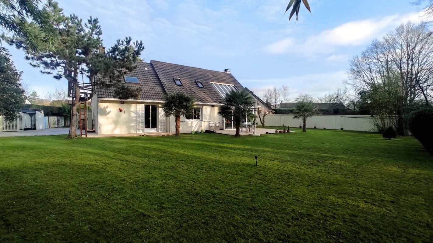 Maison individuelle en lisière de bois