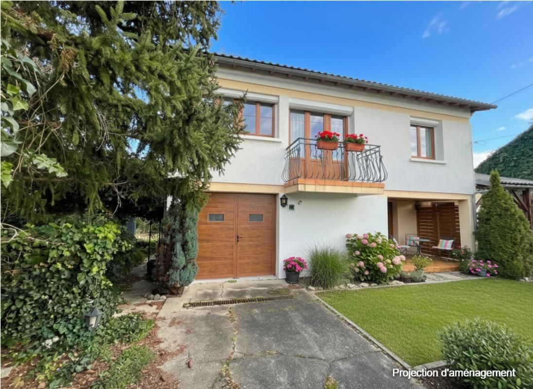 Maison avec jardin, garage et terrain constructible