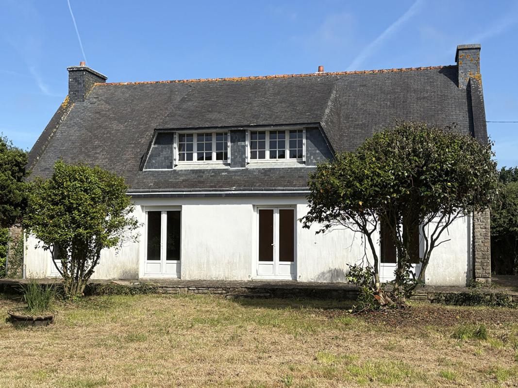 RIEC-SUR-BELON A vendre RIEC SUR BELON (29340) Maison 10 pièces 7 chambres 183 m2 1