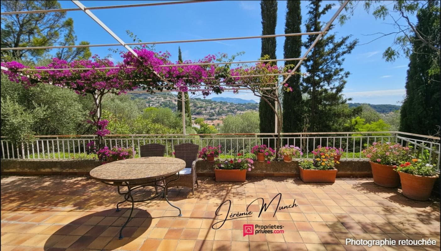 OLLIOULES Villa vue mer 5 pièces 122 m2 sur 2000m² 3