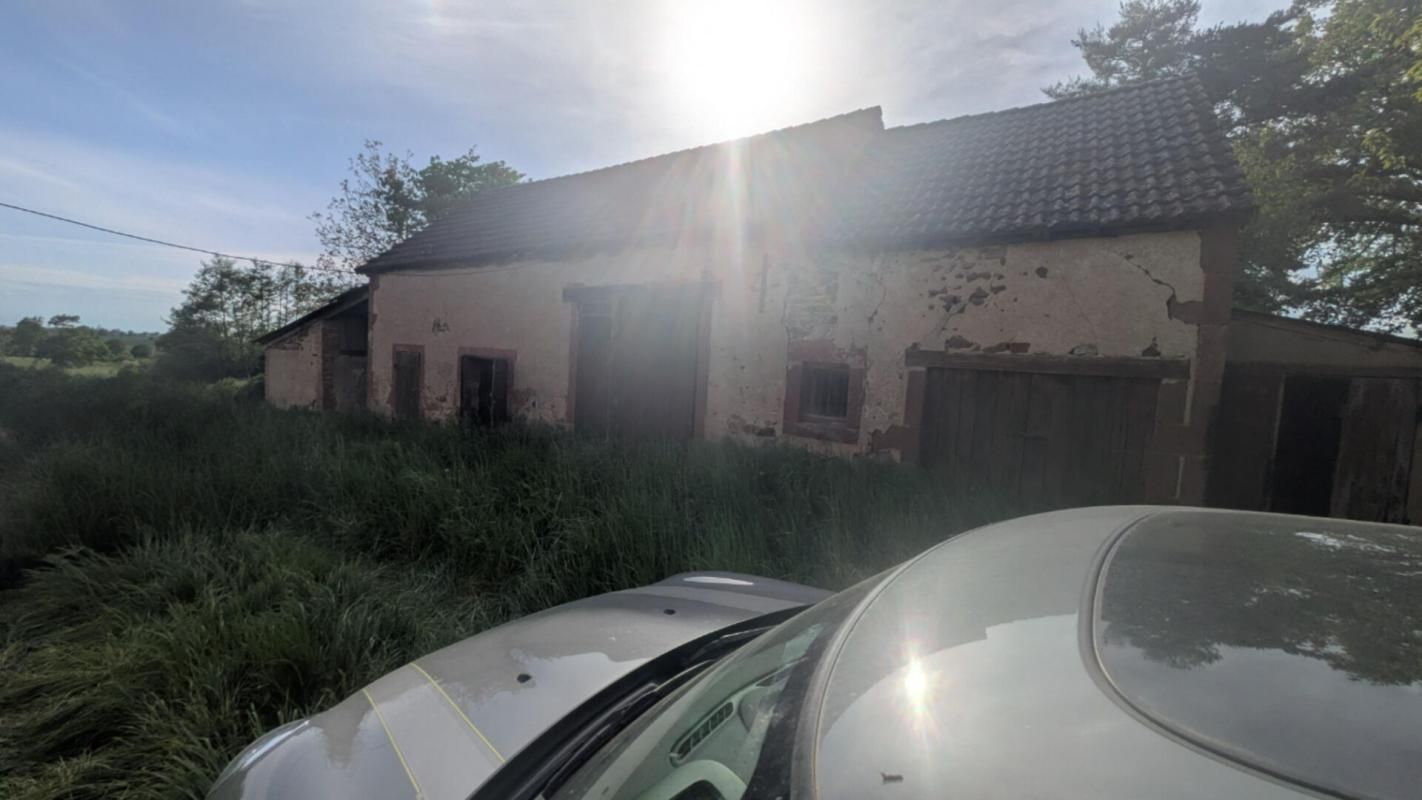 SAINT-LEON Maison de campagne avec toit récent et dépendances 3