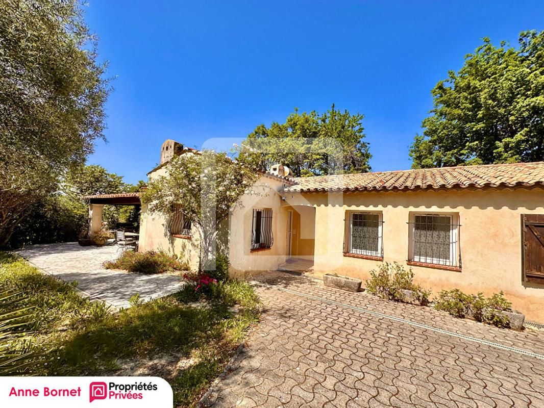 LA ROQUETTE-SUR-SIAGNE Villa 4 pièces 113 m2 de plain pied avec jardin arboré, piscine et abri voiture 2