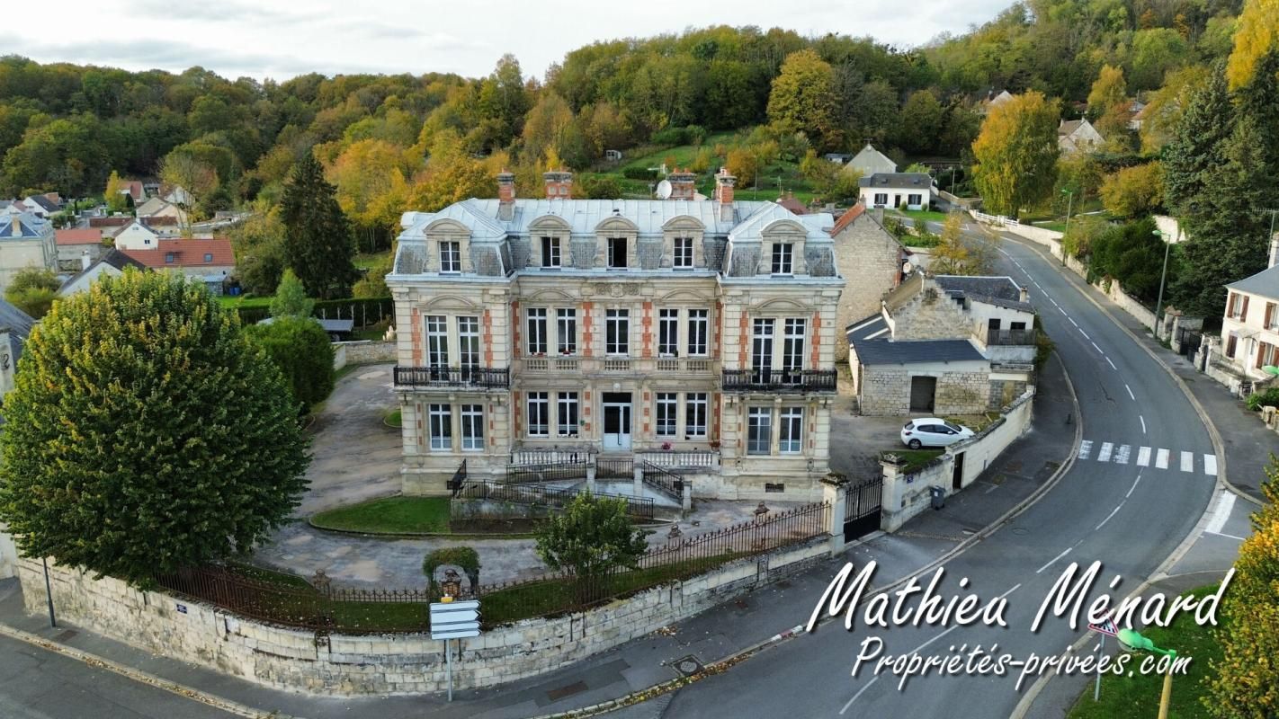 SOISSONS Immeuble de rapport - Pleine propriété - 8 appartements T3 avec stationnements privatifs 1