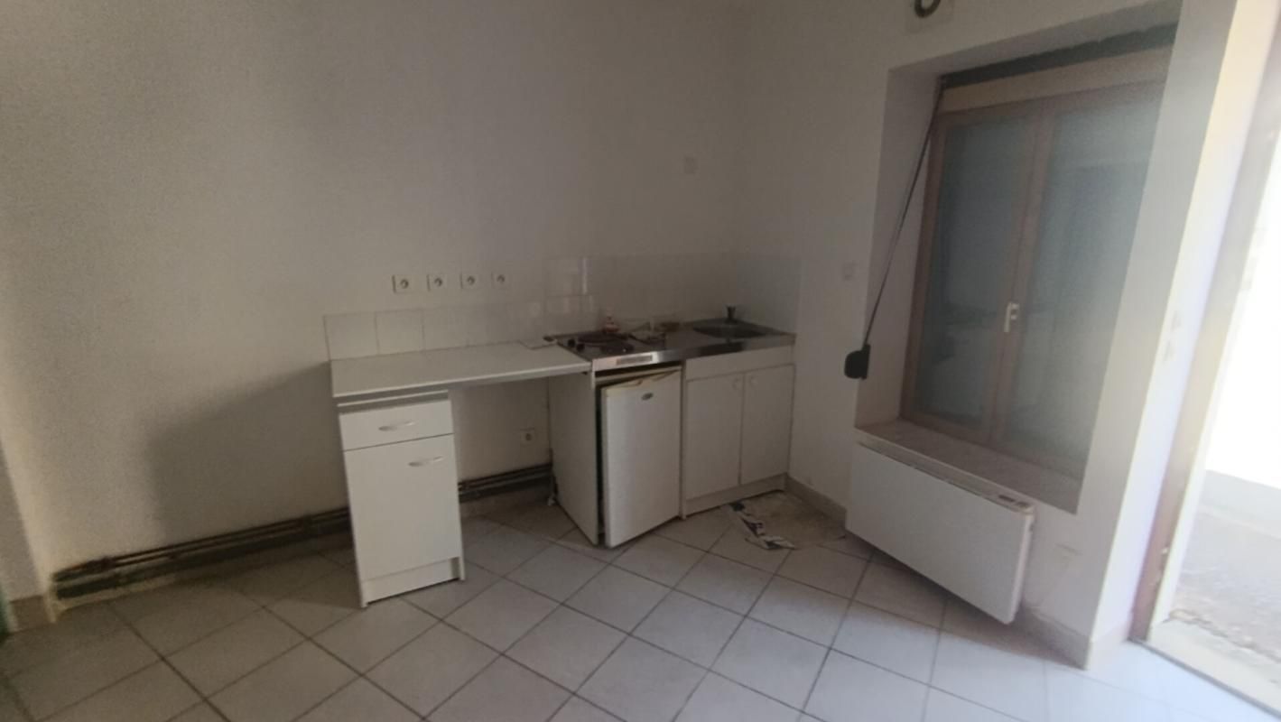 TREVERAY Ensemble immobilier ? F4 + Studio indépendant + Dépendance ? 5 pièces ? 139 m² ? 90 000 2