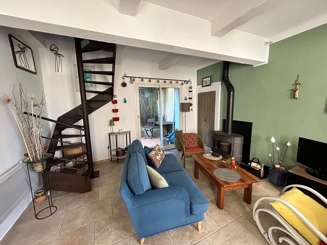 LA CIOTAT Maison De village 4 pièce(s) 79 m2+cour intérieur 2