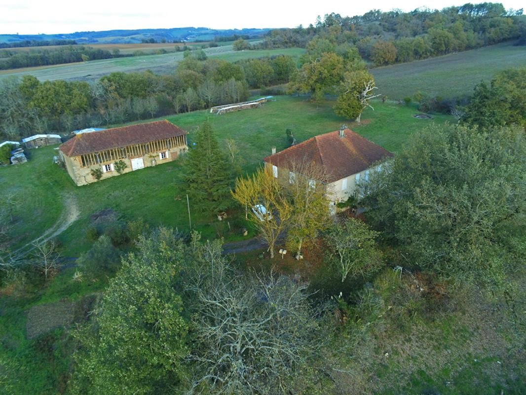 MIRANDE Maison gasconne de 160 m² sur 8900 m² avec vue sur les Pyrénées 1