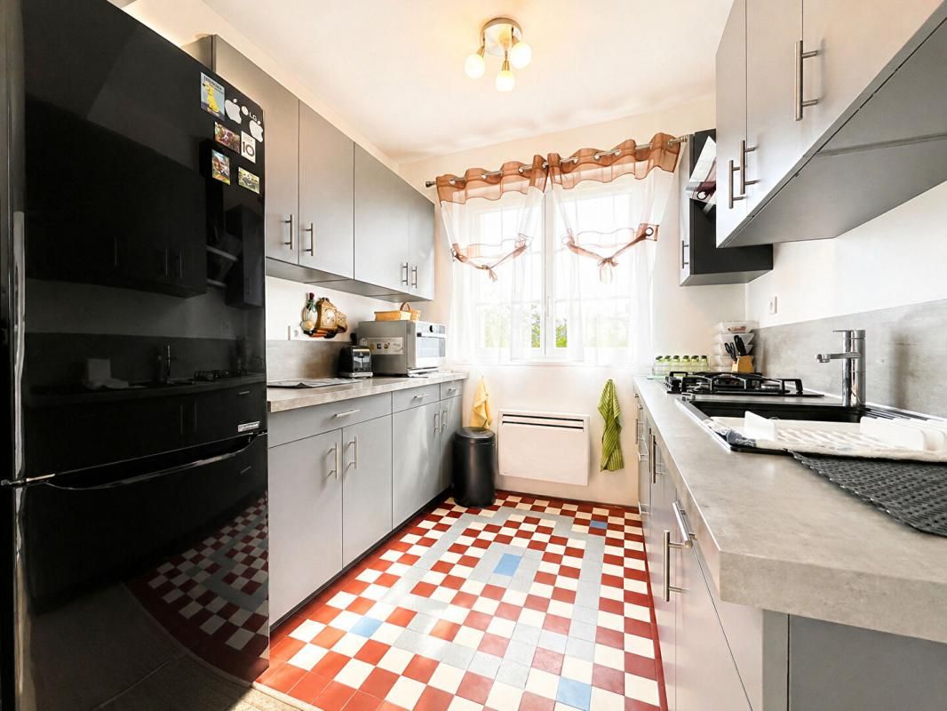 LUCAY-LE-MALE Maison Lucay Le Mâle 5 pièce(s) 96 m2 2