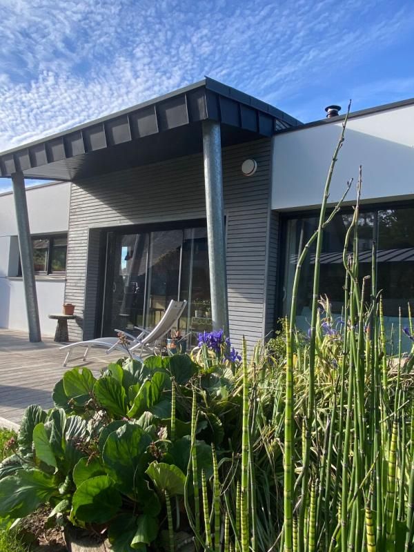 MUZILLAC belle opportunité maison avec dépendance  238M2 sur 14000M2 de terrain 2