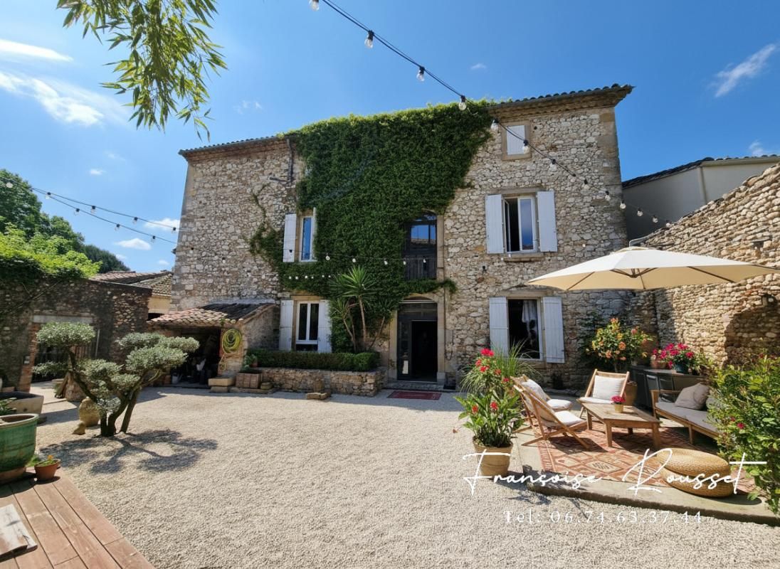 Maison de caractère 250 m² - Terrain 2 500 m² Secteur Nîmes / Alès / Uzès