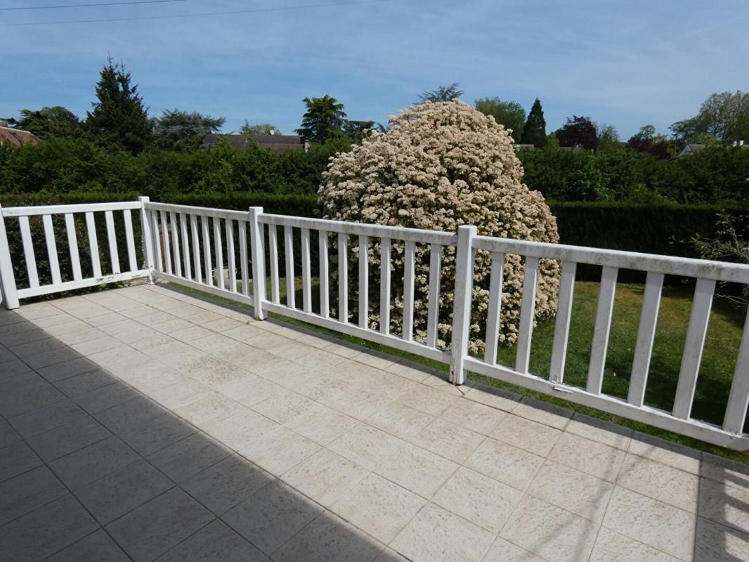 IVRY-LA-BATAILLE Maison Ivry La Bataille 4 pièce(s) 72 m2 4