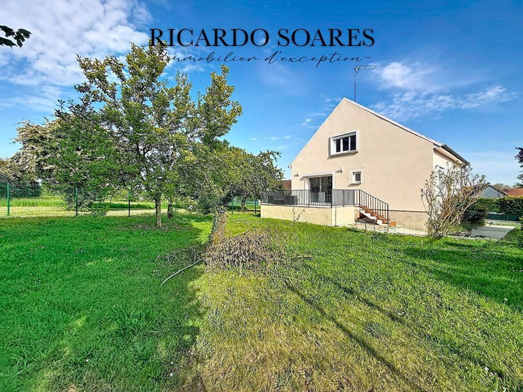 MONCEAUX MONCEAUX 60940 - MAISON FAMILIALE RÉNOVÉE EN 2021 / 129m² au sol / 4 CHAMBRES / SOUS-SOL TOTAL / TERRAIN 787 m² 1