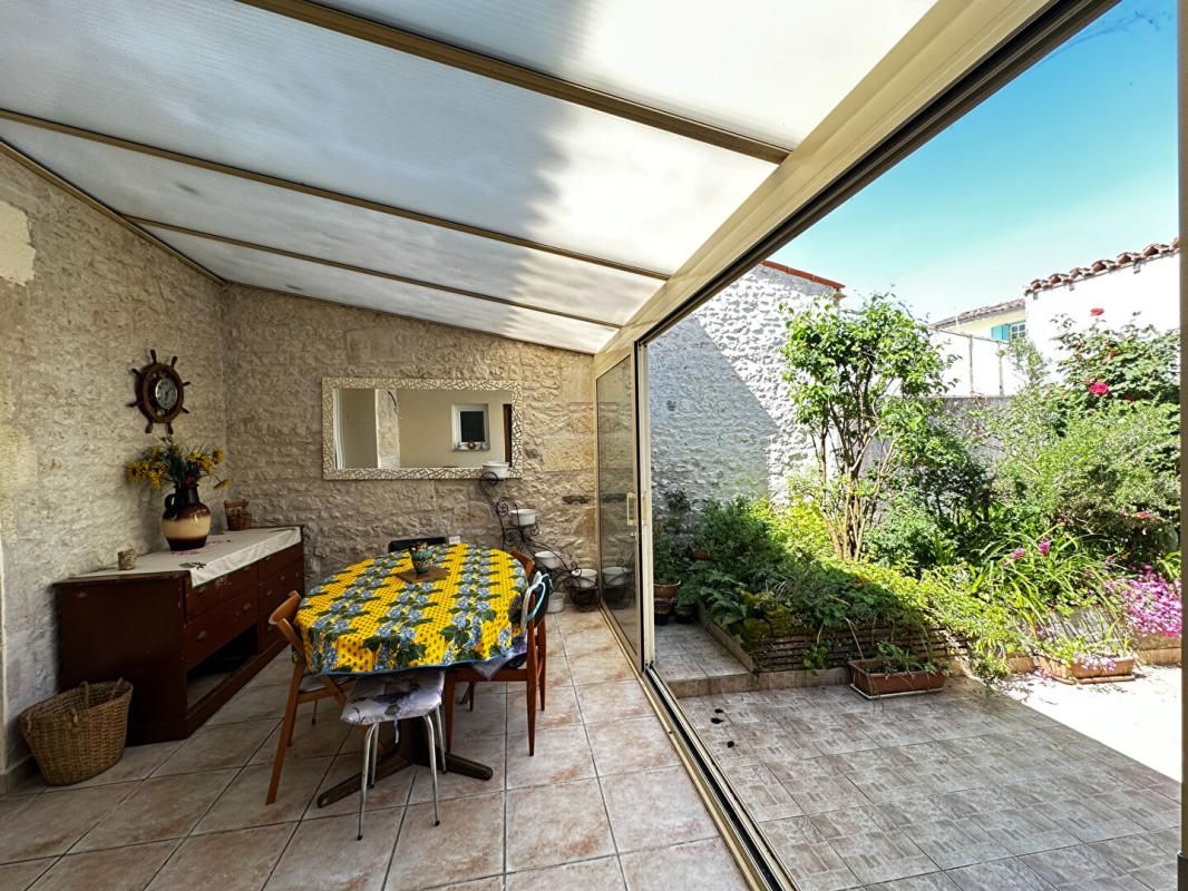 MESCHERS-SUR-GIRONDE Maison Meschers Sur Gironde 5 pièce(s) 110 m2 2