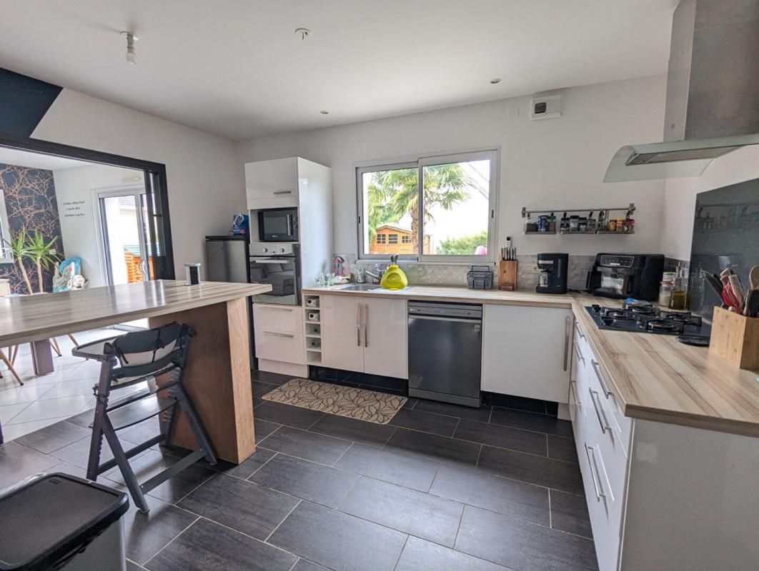 SAINTE-ANNE-SUR-BRIVET Maison  135 m2 3
