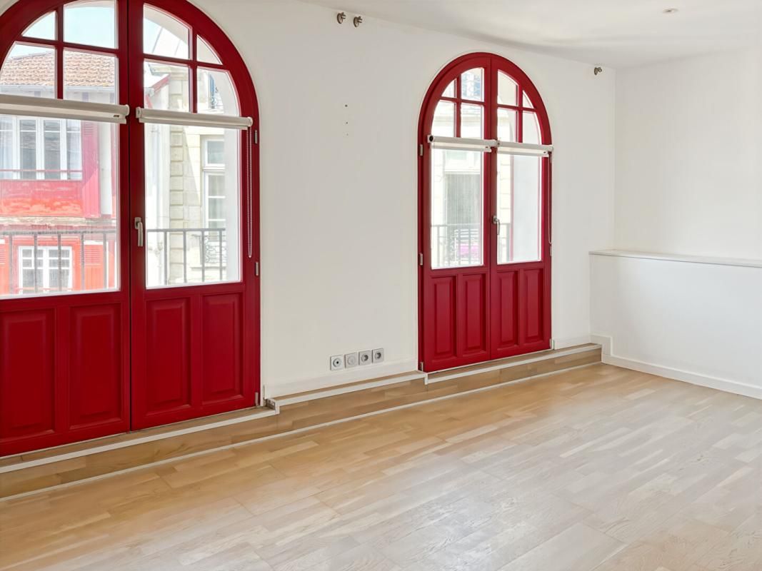 SAINT-JEAN-DE-LUZ Appartement Saint Jean De Luz 3 pièce(s) 68 m2 ascenseur proche plage 4