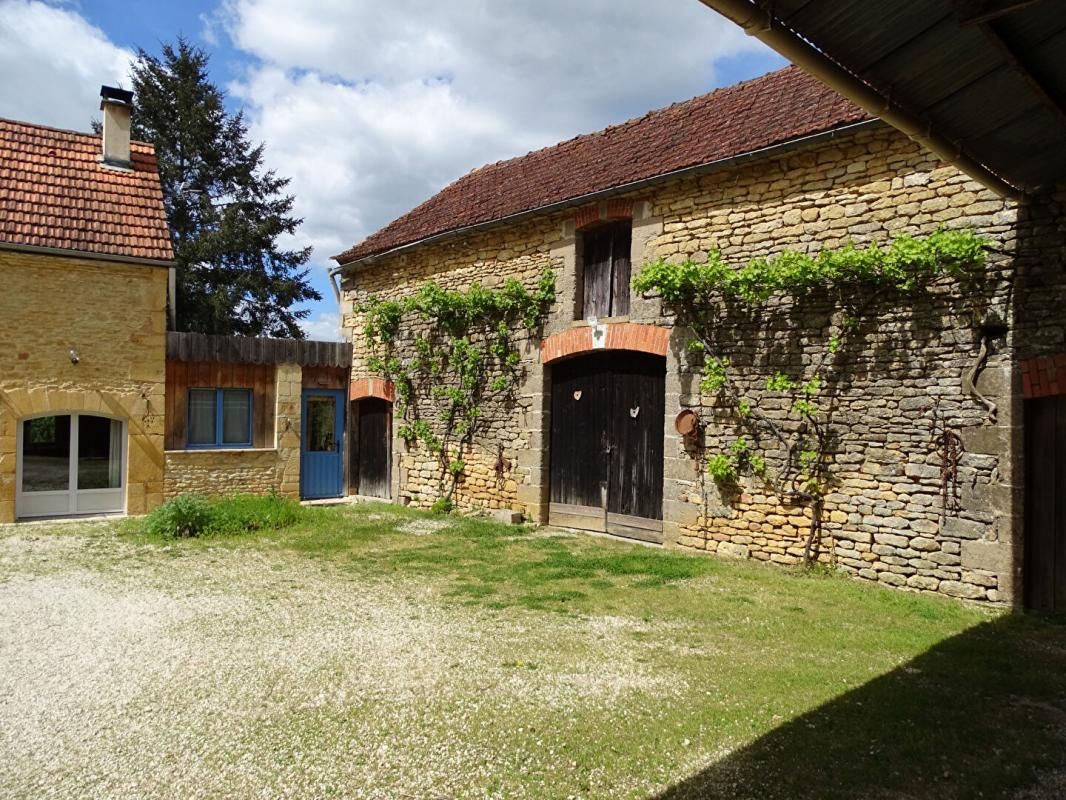 SAINT-GENIES Maison Saint Genies 8 pièce(s) 275 m2 3