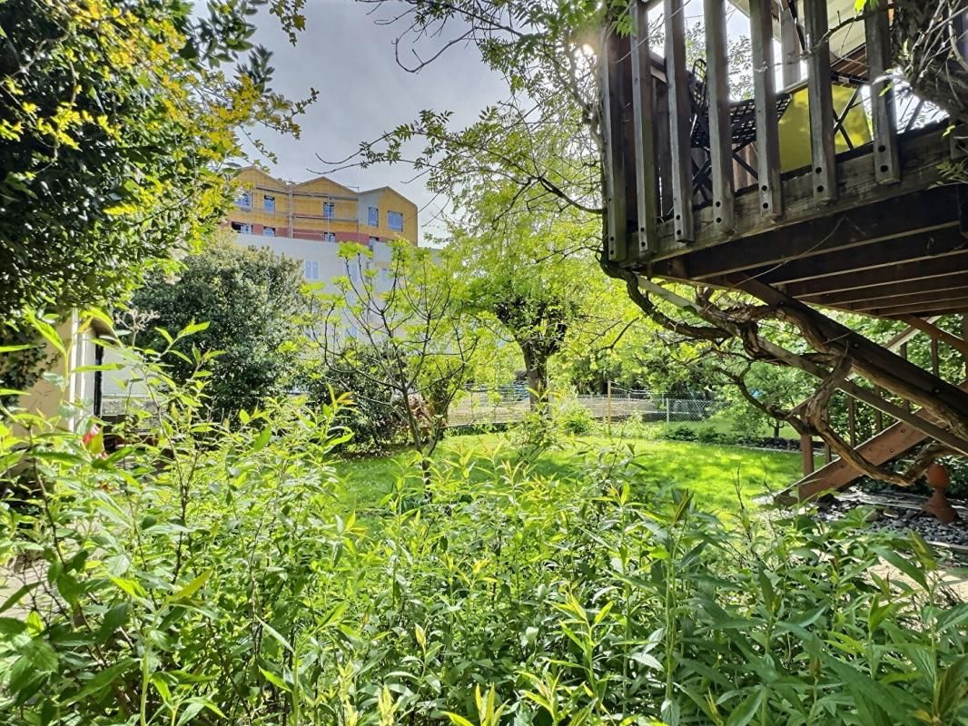 CHAMBERY Maison Chambéry- secteur Bissy- 8 pièces-184 m2 sur 400m2 de terrain 3
