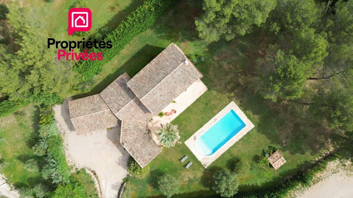 MEYRARGUES Bastide à Meyrargues 224 m2 piscine 2