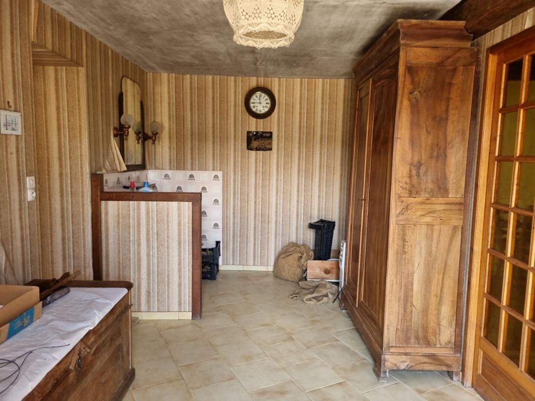 BOUZY-LA-FORET "EXCLUSIVITE"  GRANDE FERME 6 pièce(s)  et 28116 m² 3
