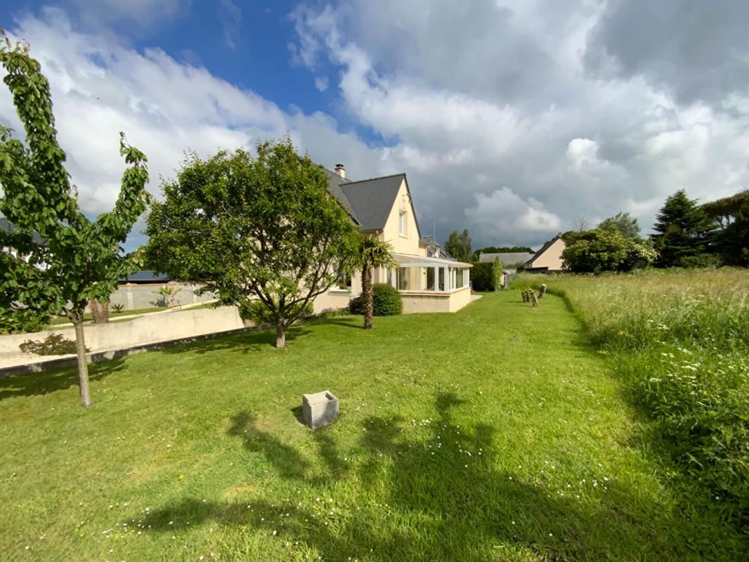 BRICQUEVILLE-SUR-MER Maison Bricqueville Sur Mer 6 pièce(s) 131 m2 4