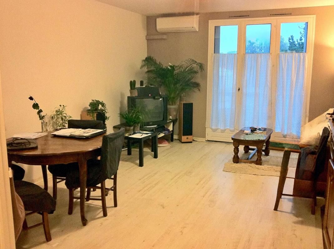 Appartement Avignon 3 pièce(s) 68 m2, balcon, loggia, place de parking