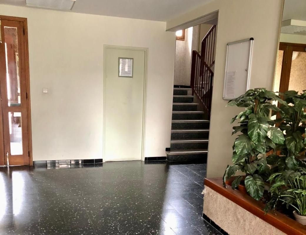 AVIGNON Appartement Avignon 3 pièce(s) 68 m2, balcon, loggia, place de parking 4