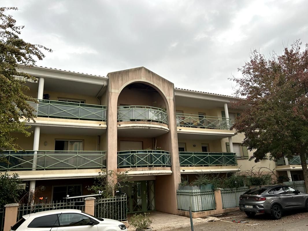 DRAGUIGNAN À louer, Appartement F2 avec garage et cave dans résidence proche de toutes commodités 4