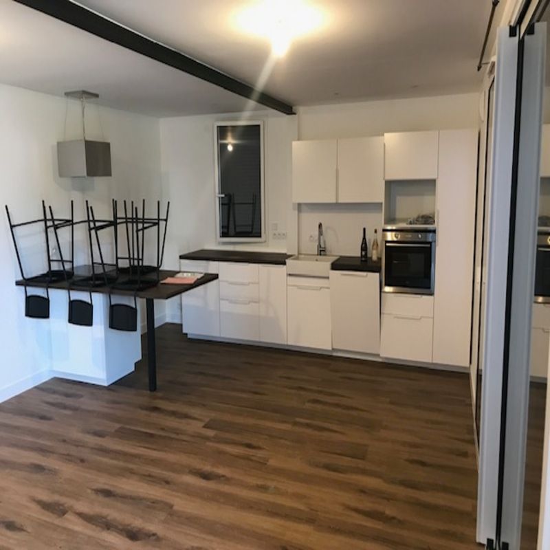 MOUZILLON Maison Mouzillon 4 P. 108.60 m2. Jardin 2