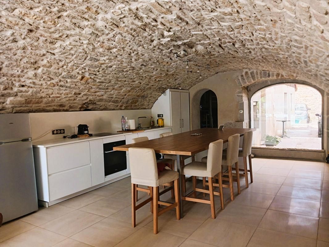 MACORNAY Maison Macornay 6 pièce(s) 184 m2 2