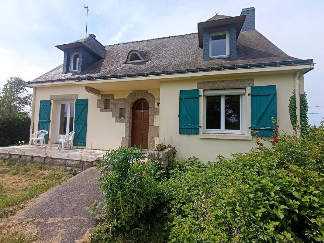 MOREAC Maison Moreac 5 pièce(s) 120 m2 avec grand terrain 1