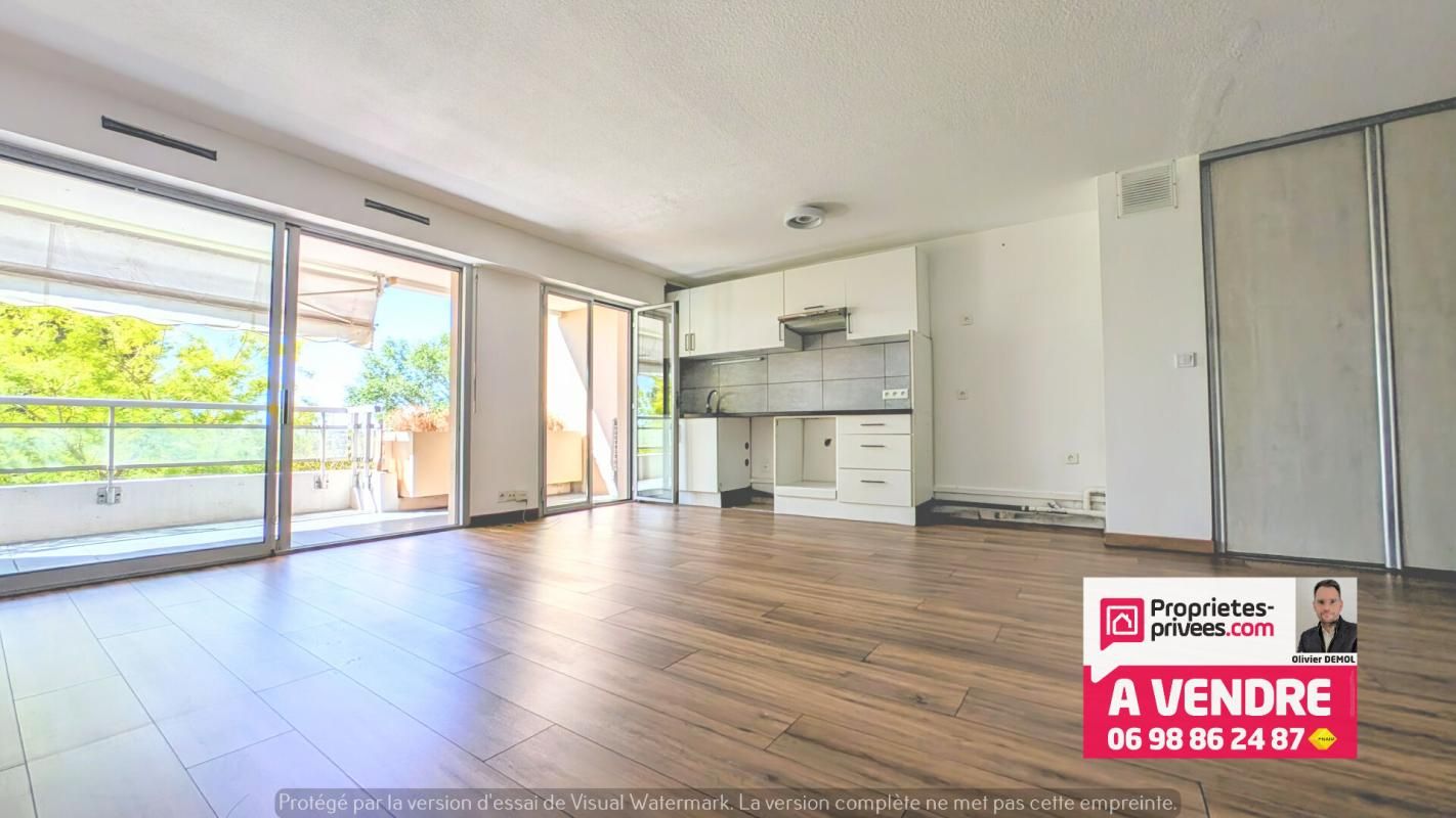 CANNES LA BOCCA A SAISIR 3 PIECES 65 m² AVEC GARAGE. AVENUE DE LA ROUBINE : MER ET CENTRE VILLE A PIED 1