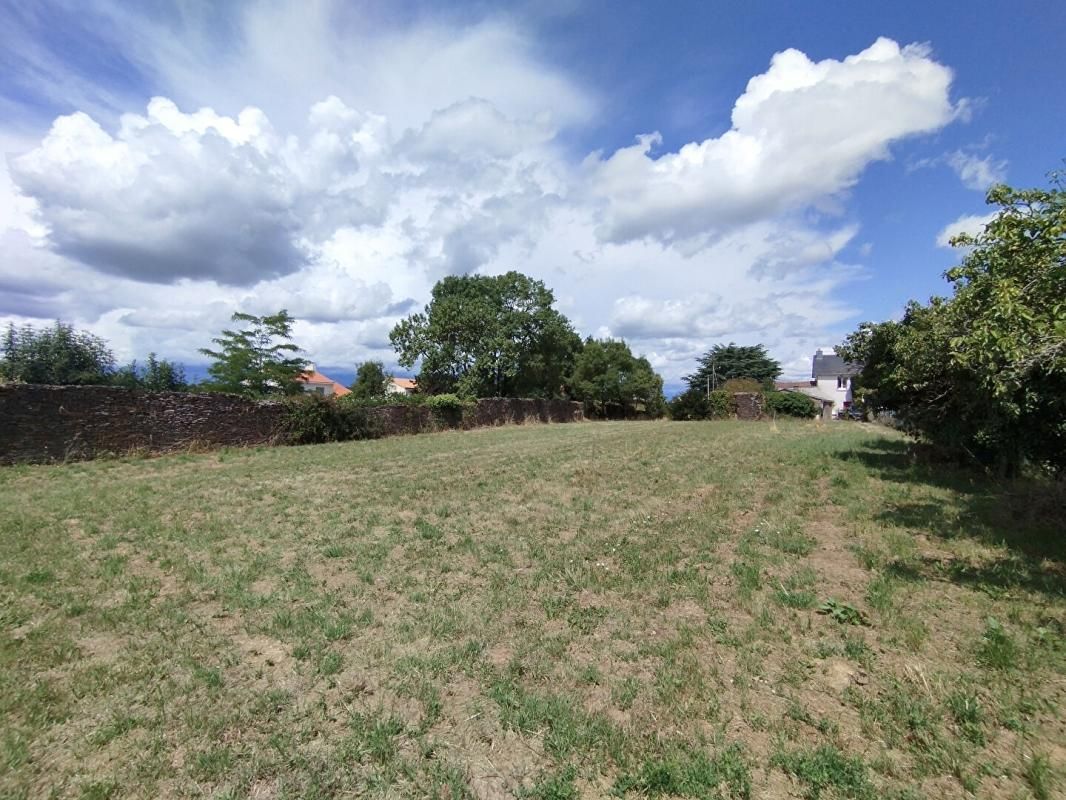 SAINT-JULIEN-DE-CONCELLES Terrain 846m², Saint Julien de Concelles (44450) 1