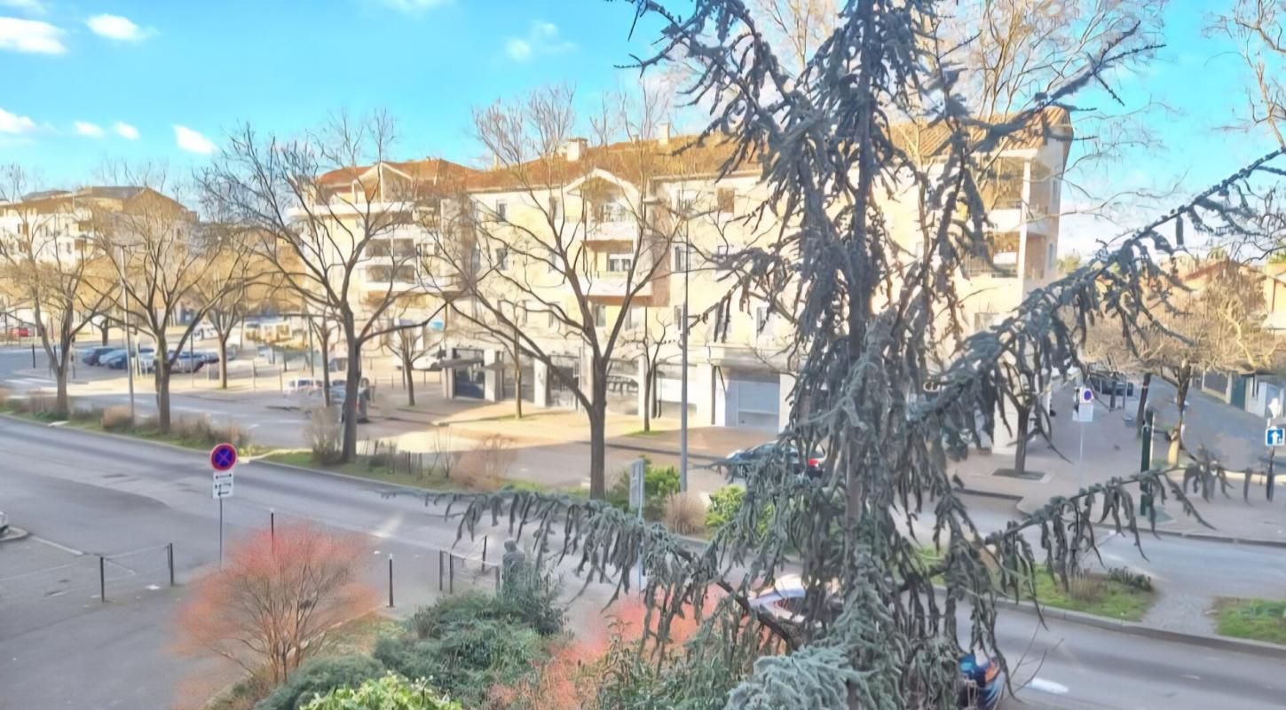 Appartement Decines Charpieu 3 pièce(s) 73.19 m2